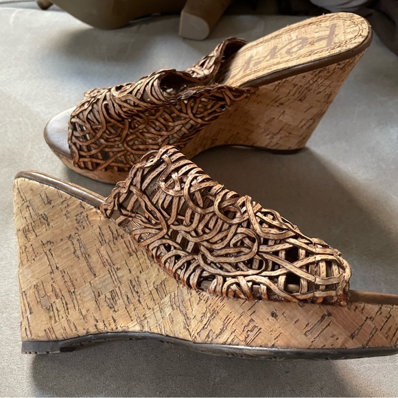 Henry Ferrera Slip On Cork Wedge Platform Sandals Tan 3” Heel Womens Size 8.5. - Picture 2 of 4